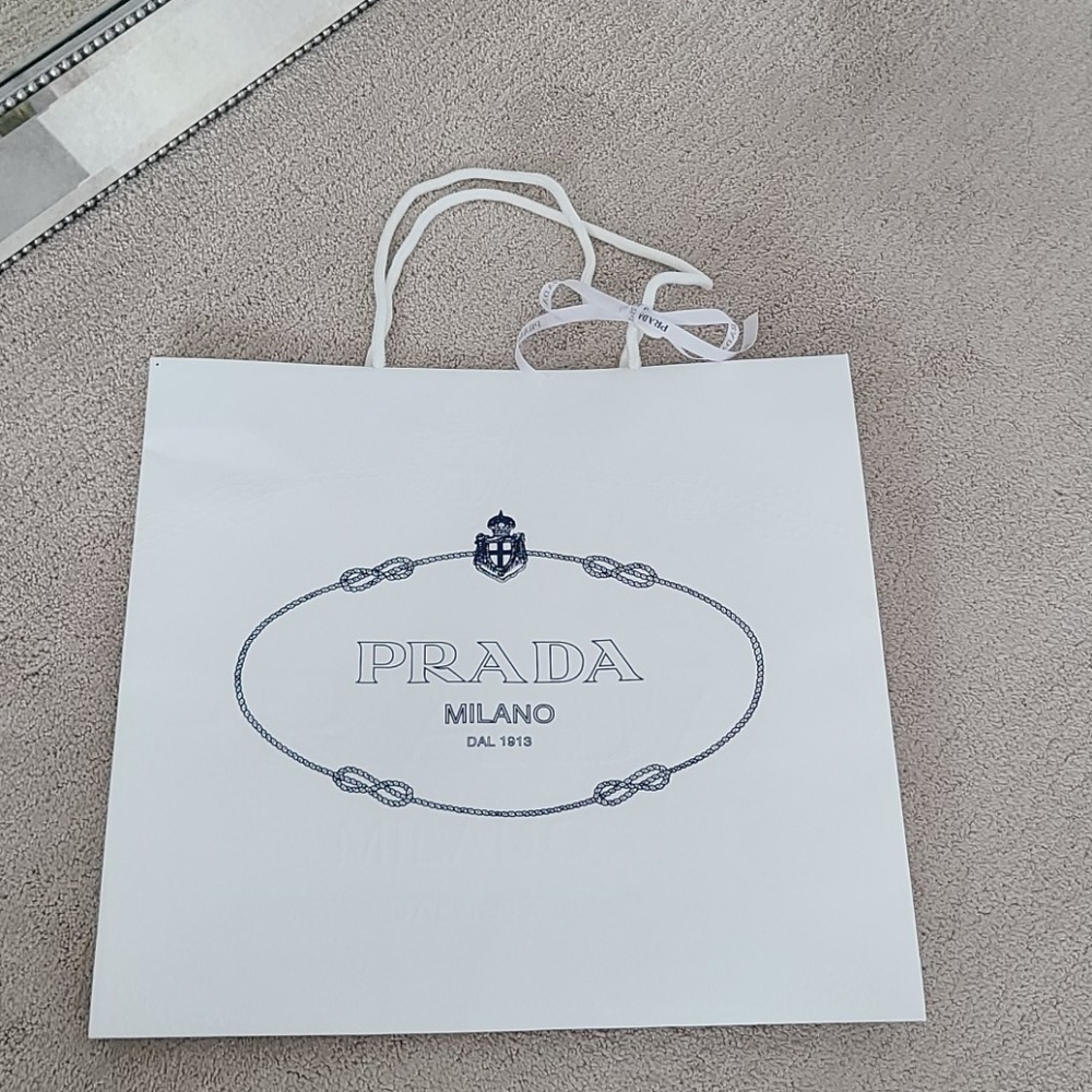 Prada Bag & Ribbon!